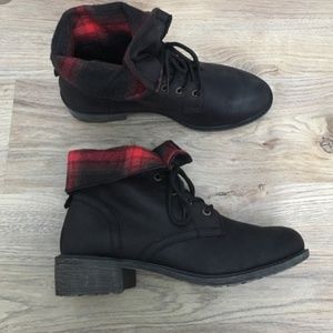 Mudd Black Combat Style Boots